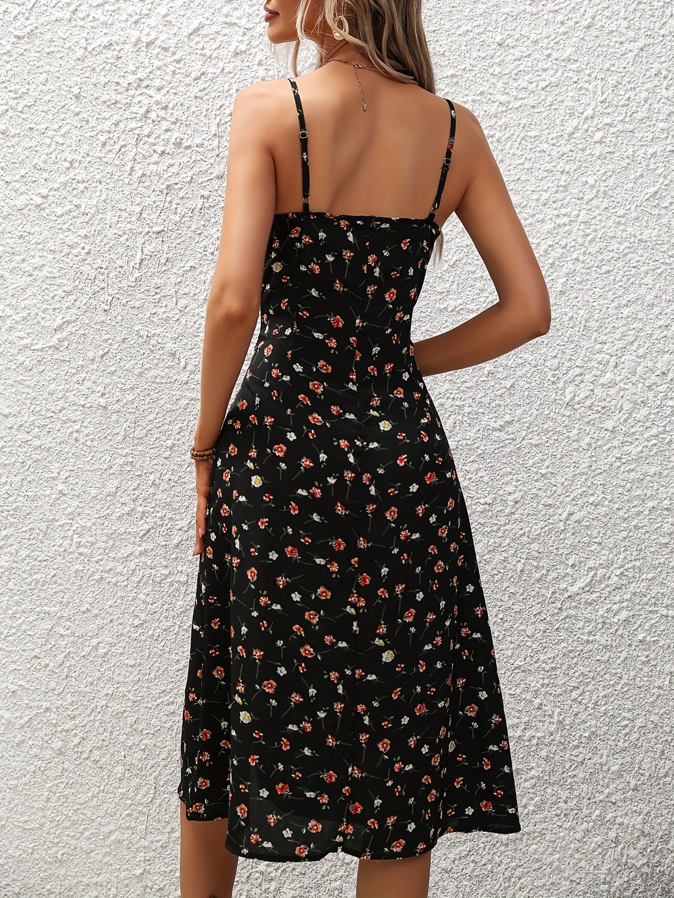 Robe d'été à Pois – Élégance & Séduction en Toute Légèreté