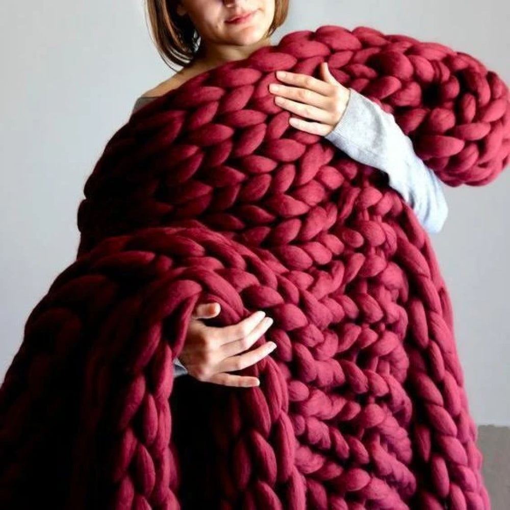 LuxaWool XXL Chunky Knitting Yarn — 1000 Gram Pack