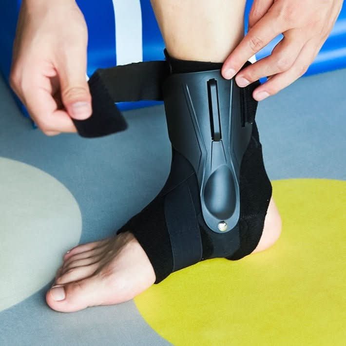 Ergonominen nilkkatuki kahdella tukijalla – Grip Tech -muotoilu