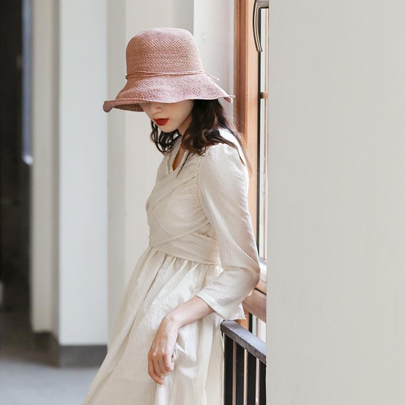 Foldable Straw Hat — Adjustable Fit, Decorative Bow & Wire Rim