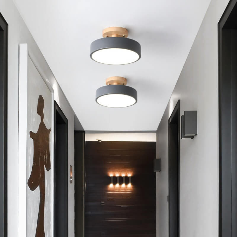 מנורת תקרה LED עגולה - התקנה חצי-צמודה, עיצוב נורדי, תאורה רכה ומפוזרת