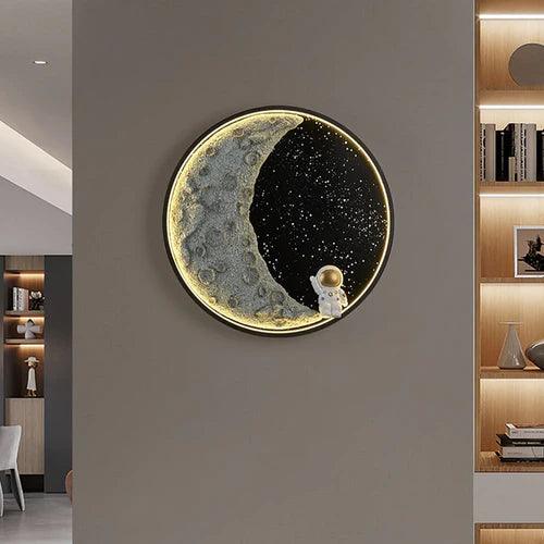 Moderne vegglampe med månetekstur som dekorasjon | boxzora