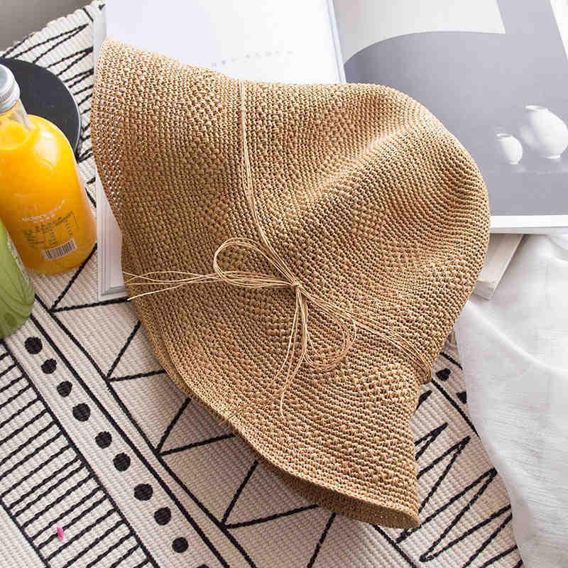 Foldable Straw Hat — Adjustable Fit, Decorative Bow & Wire Rim