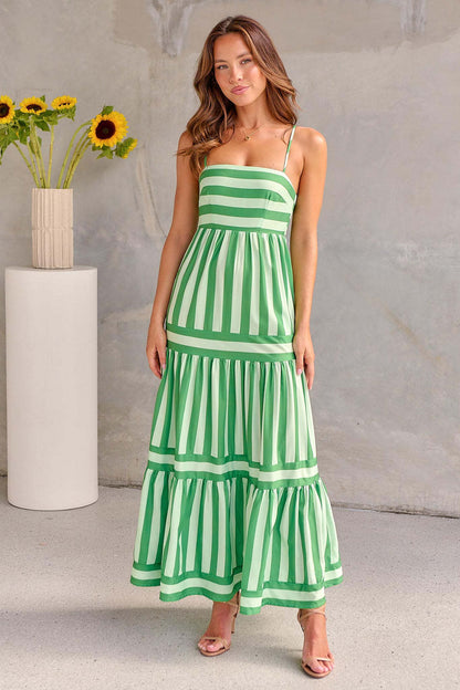 Robe Longue d’Été à Rayures – Élégance Naturelle & Séduction Décontractée