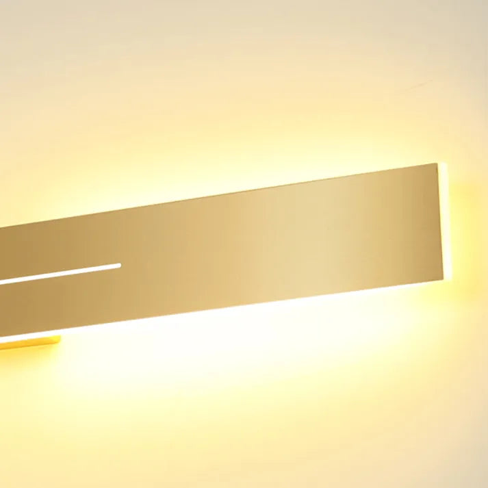 מנורת קיר LED שחורה ואנכית - עיצוב מנורת קיר מודרני