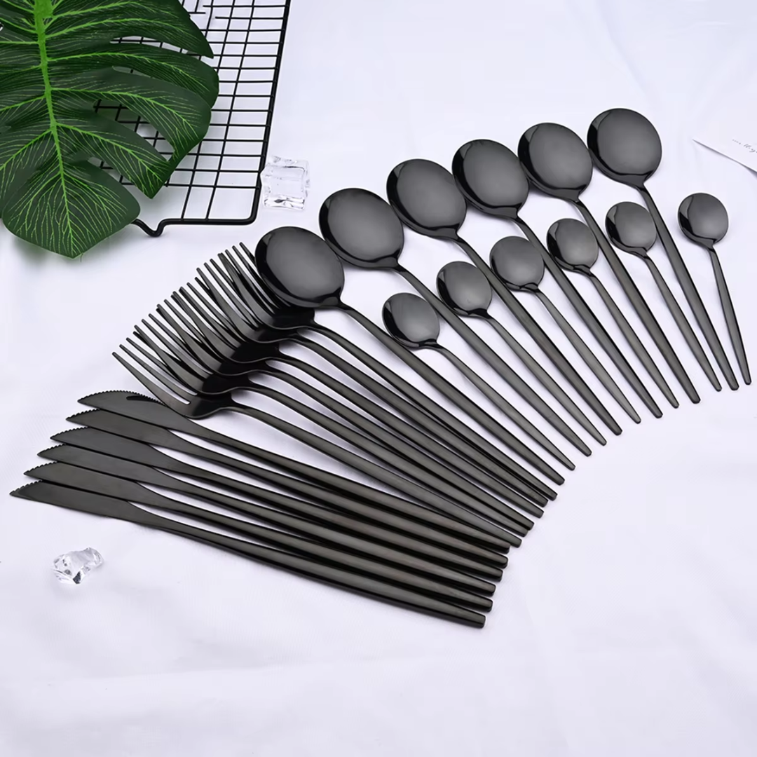 Ménagère de 24 pièces en acier inoxydable pour quatre personnes – design noir