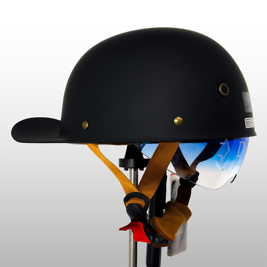 Let certificeret Moto-baseballhjelm med halvshell-konstruktion