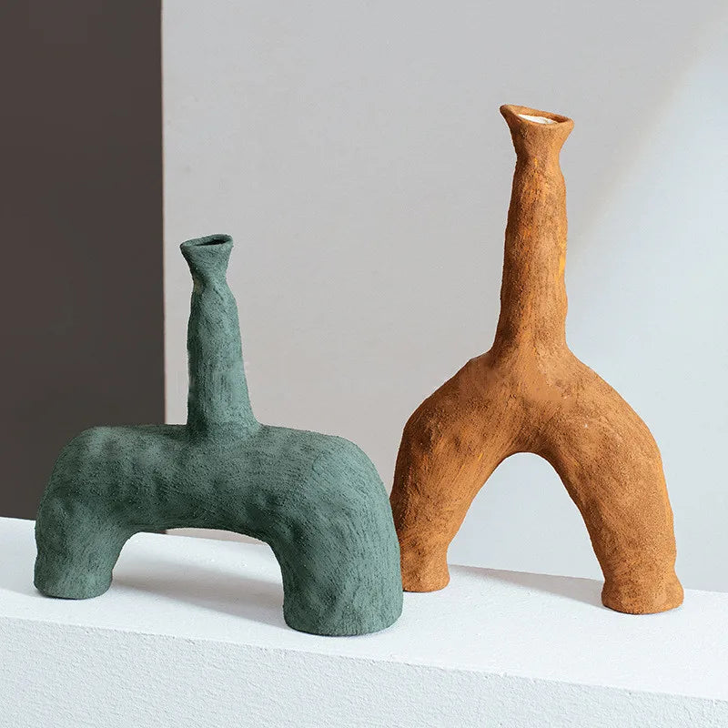 Vaso Liora Fayla, collezione di vasi in ceramica, silhouette irregolare, finitura testurizzata