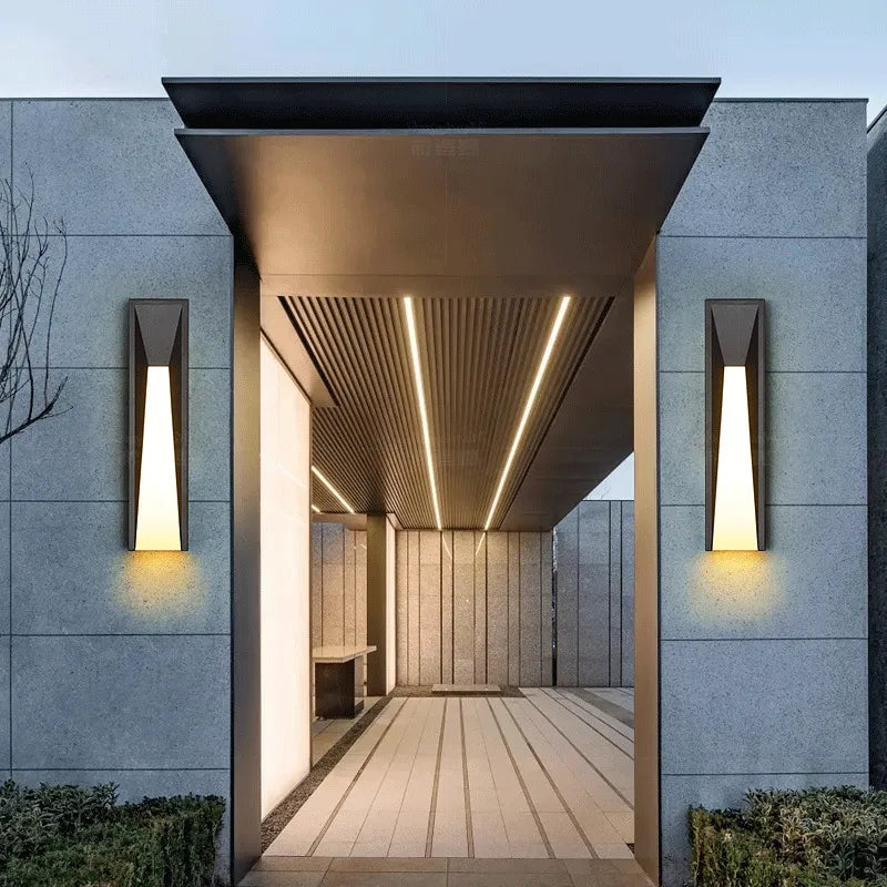 Moderne utendørs rektangulær vegglampe i vanntett metall for yttervegg | boxzora
