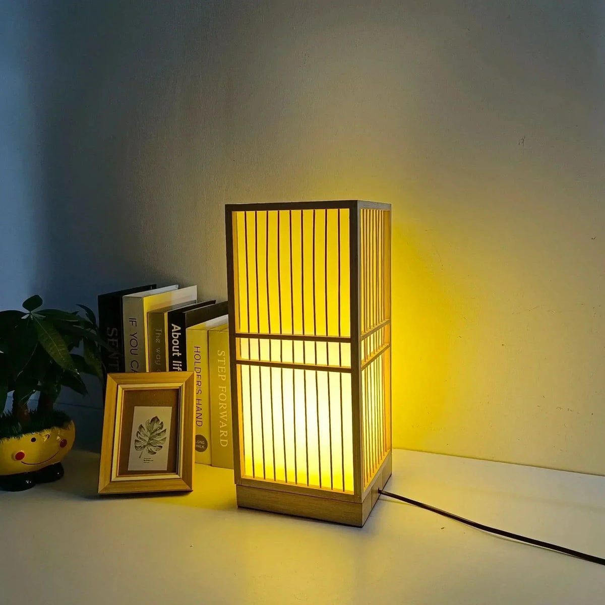 Japansk bambusbordlampe - håndlavede detaljer, varmt stemningslys