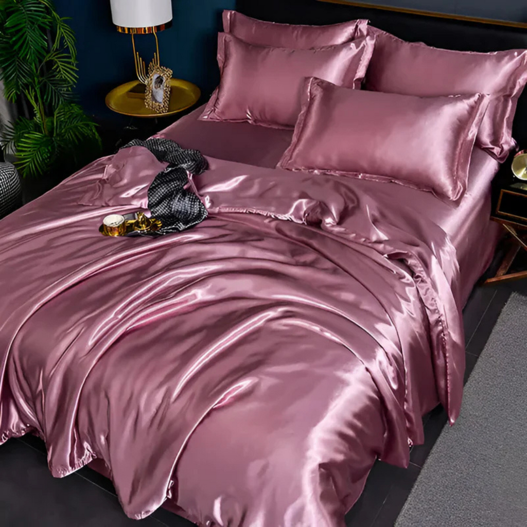 Ropa de cama de seda con acabado liso y brillante
