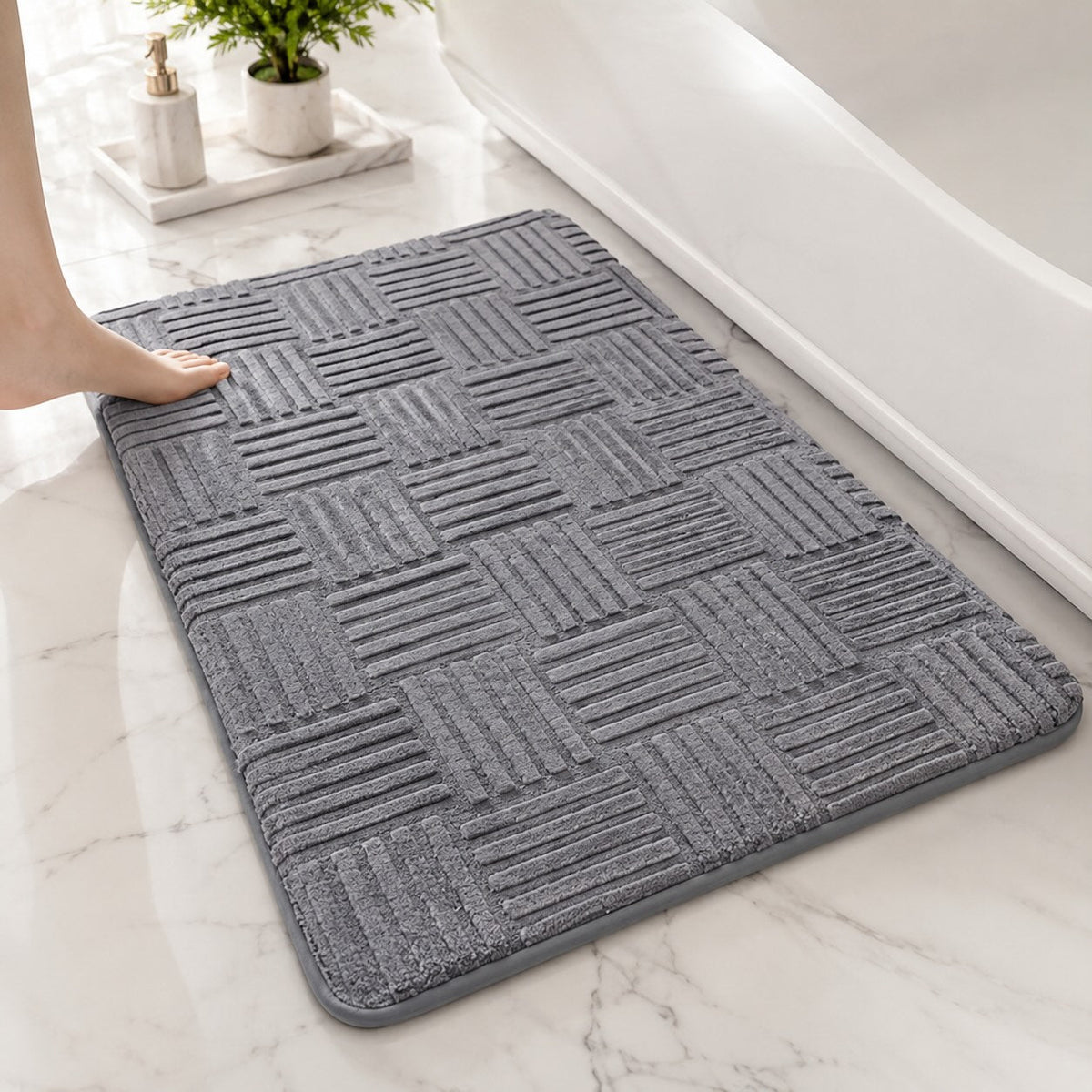 Modern tjock badrumsmatta i mikrofiber - vattenavvisande och halkfri