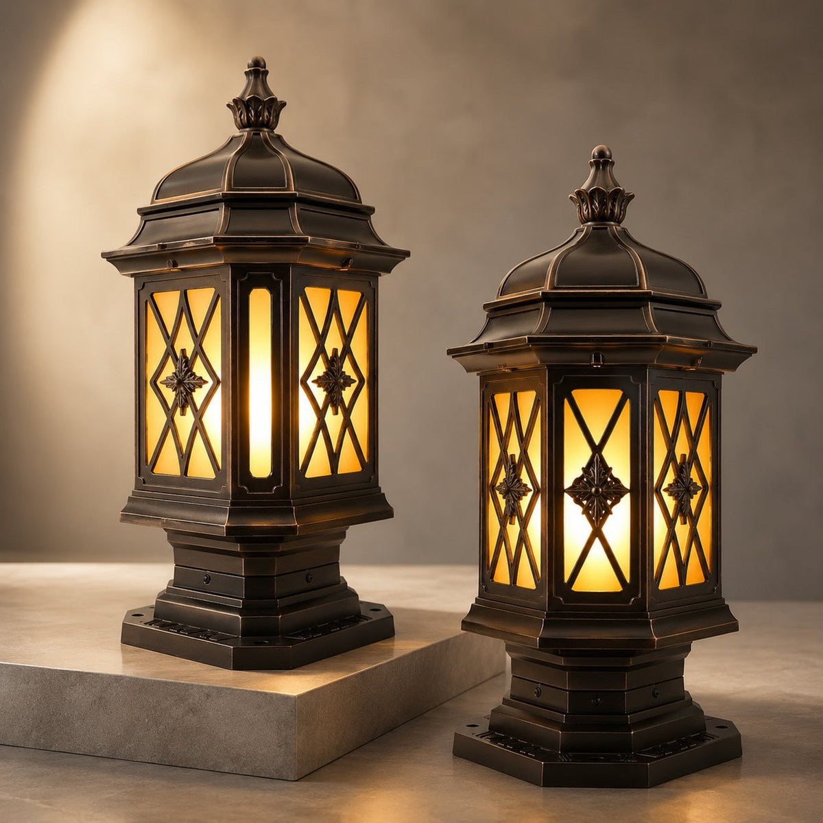 Lampă de exterior modernă, tip stâlp, montată pe perete — aluminiu, dulie E27, abajur din sticlă mată