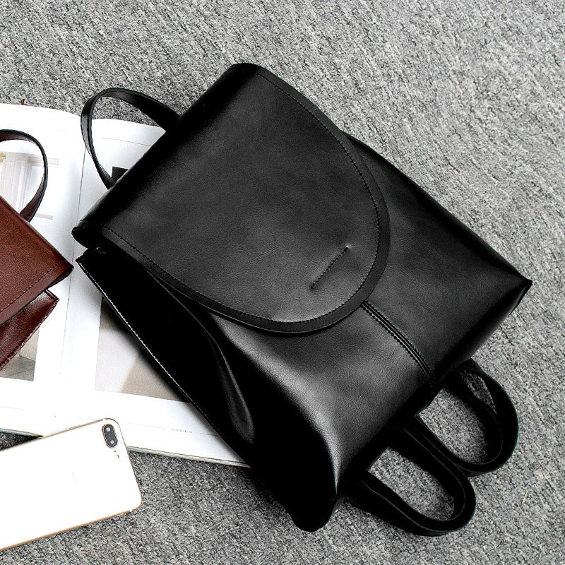 LuxeLeather Women’s Sustainable Leather Backpack – Versatile Structure, Trendy Silhouette, Practical Everyday Design