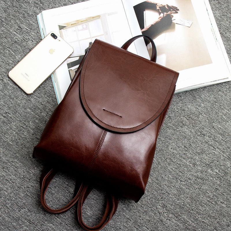 LuxeLeather Women’s Sustainable Leather Backpack – Versatile Structure, Trendy Silhouette, Practical Everyday Design