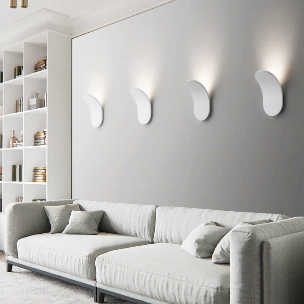 NordicLume modern LED-vägglampa — smal silhuett, stämningsfull belysning