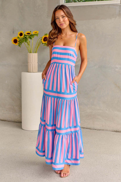 Robe Longue d’Été à Rayures – Élégance Naturelle & Séduction Décontractée