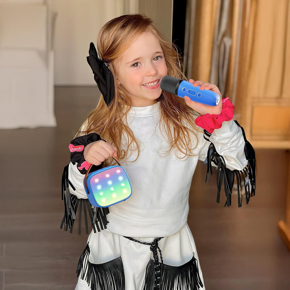Przenośny minikaraoke Veylo — głośnik Bluetooth, 2 mikrofony bezprzewodowe