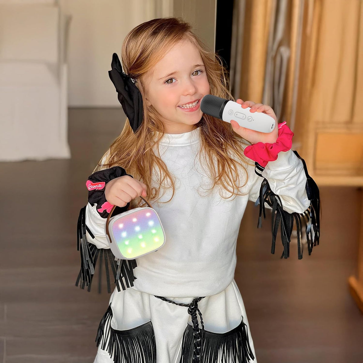 Przenośny minikaraoke Veylo — głośnik Bluetooth, 2 mikrofony bezprzewodowe