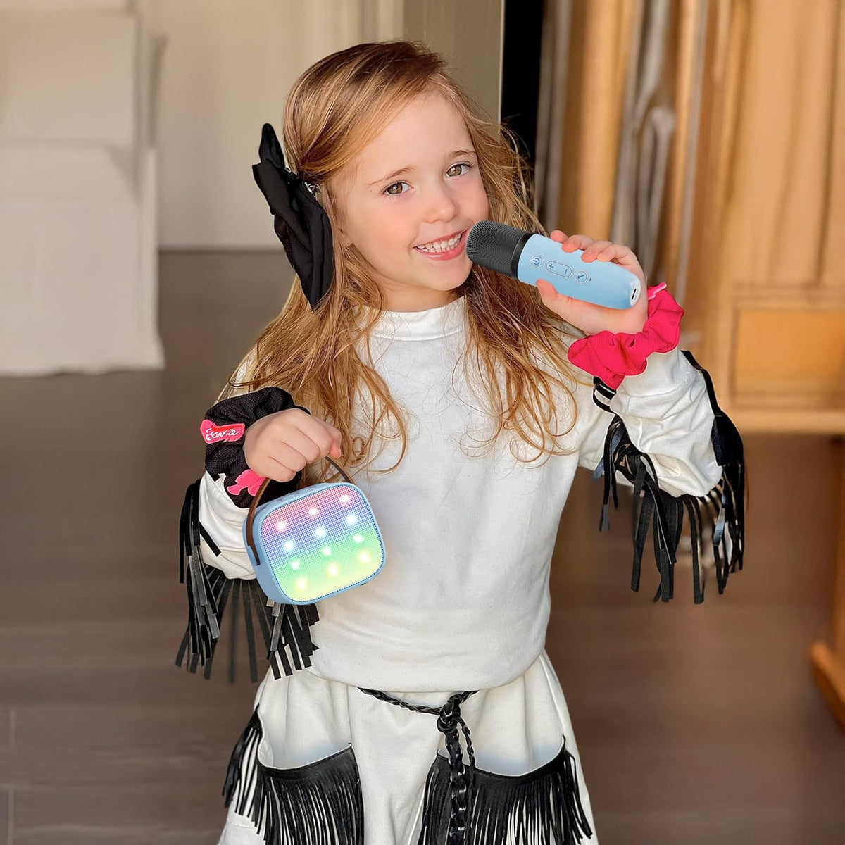 Przenośny minikaraoke Veylo — głośnik Bluetooth, 2 mikrofony bezprzewodowe