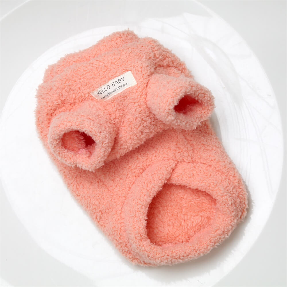 Suéter acogedor de forro polar suave para perro — Tonos pastel delicados e interior cálido