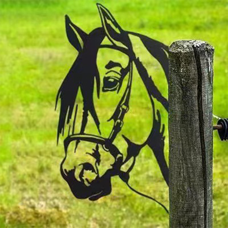 Realistische Metall-Gartenkunst mit Bauernhoftieren von PeepFarm