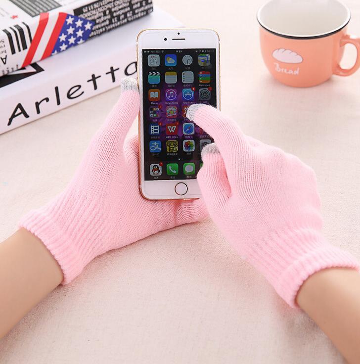 Guanti invernali ThermoGrip — design impermeabile, comfort termico, compatibili con touchscreen