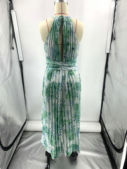 Robe Swing Imprimée – Col en V & Coupe Fluide
