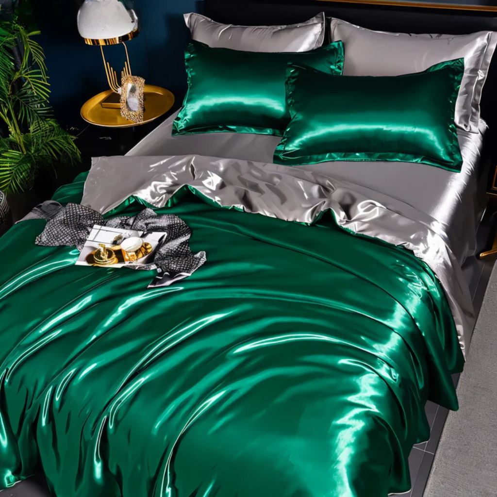 Ropa de cama de seda con acabado liso y brillante