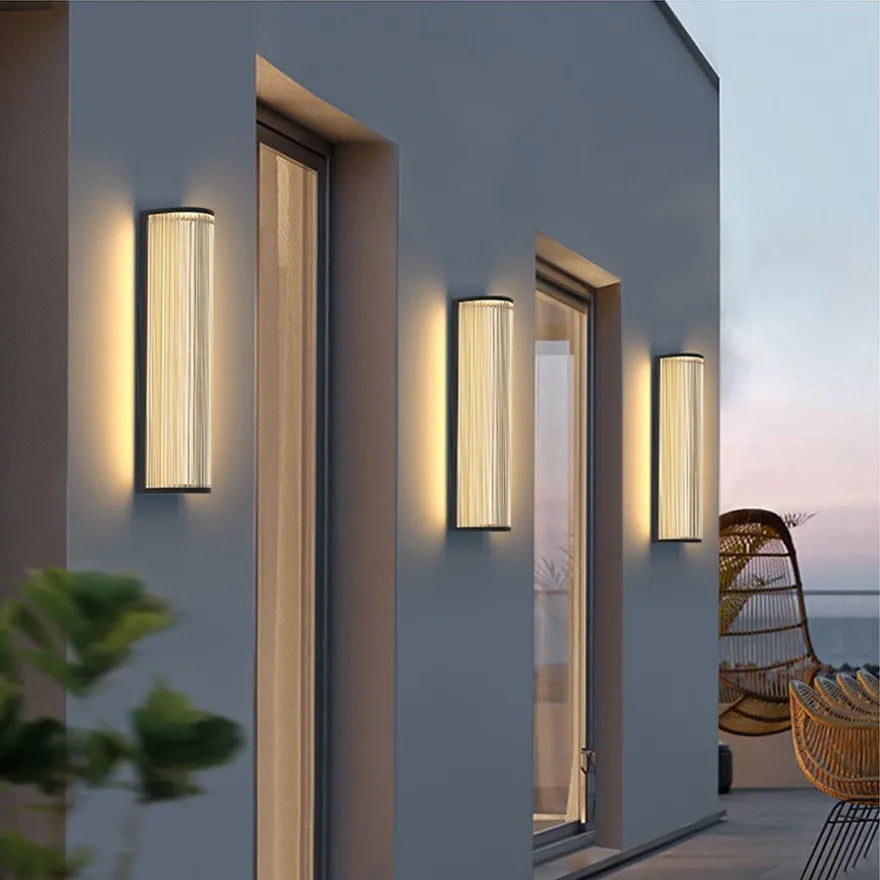 מנורת קיר חיצונית מודרנית LED עמידה למים לקיר חיצוני | boxzora