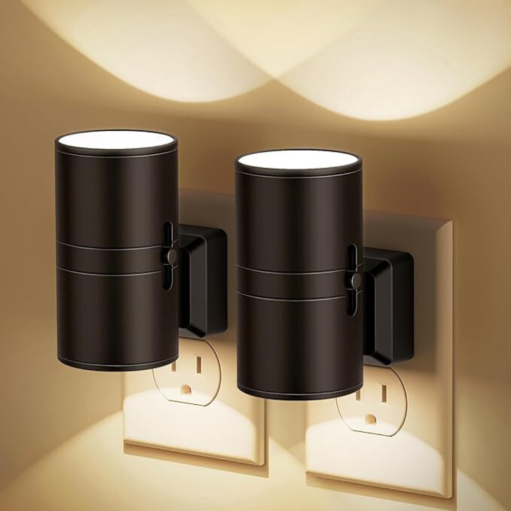 Adjustable Brightness Night Light — Light Detection, Wall Plug Design