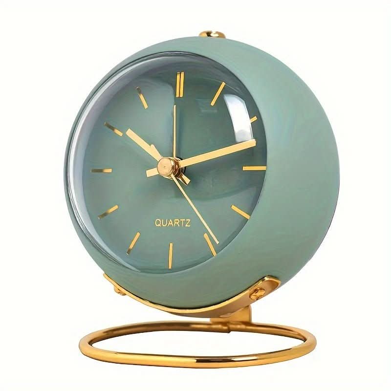 Buzzley Analog Alarm Clock — Retro Design, Silent Movement