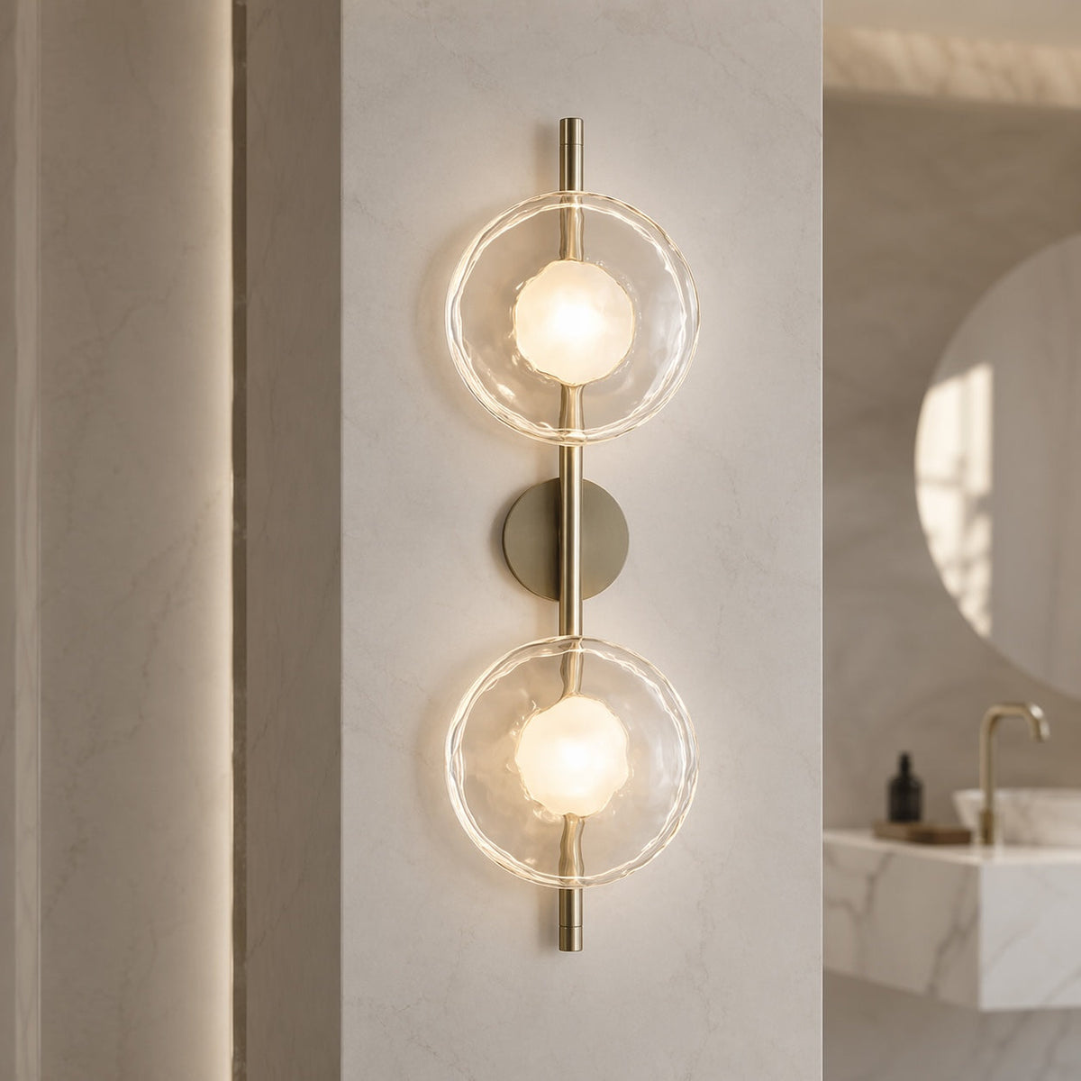 Nordisk rund væglampe i glas — 5 W integreret LED, aluminiumsramme