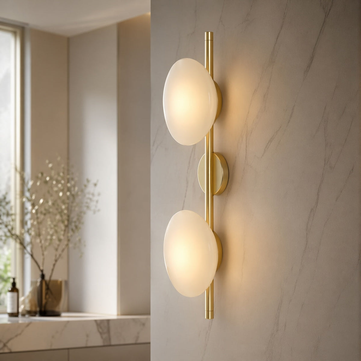 Nordisk rund væglampe i glas — 5 W integreret LED, aluminiumsramme