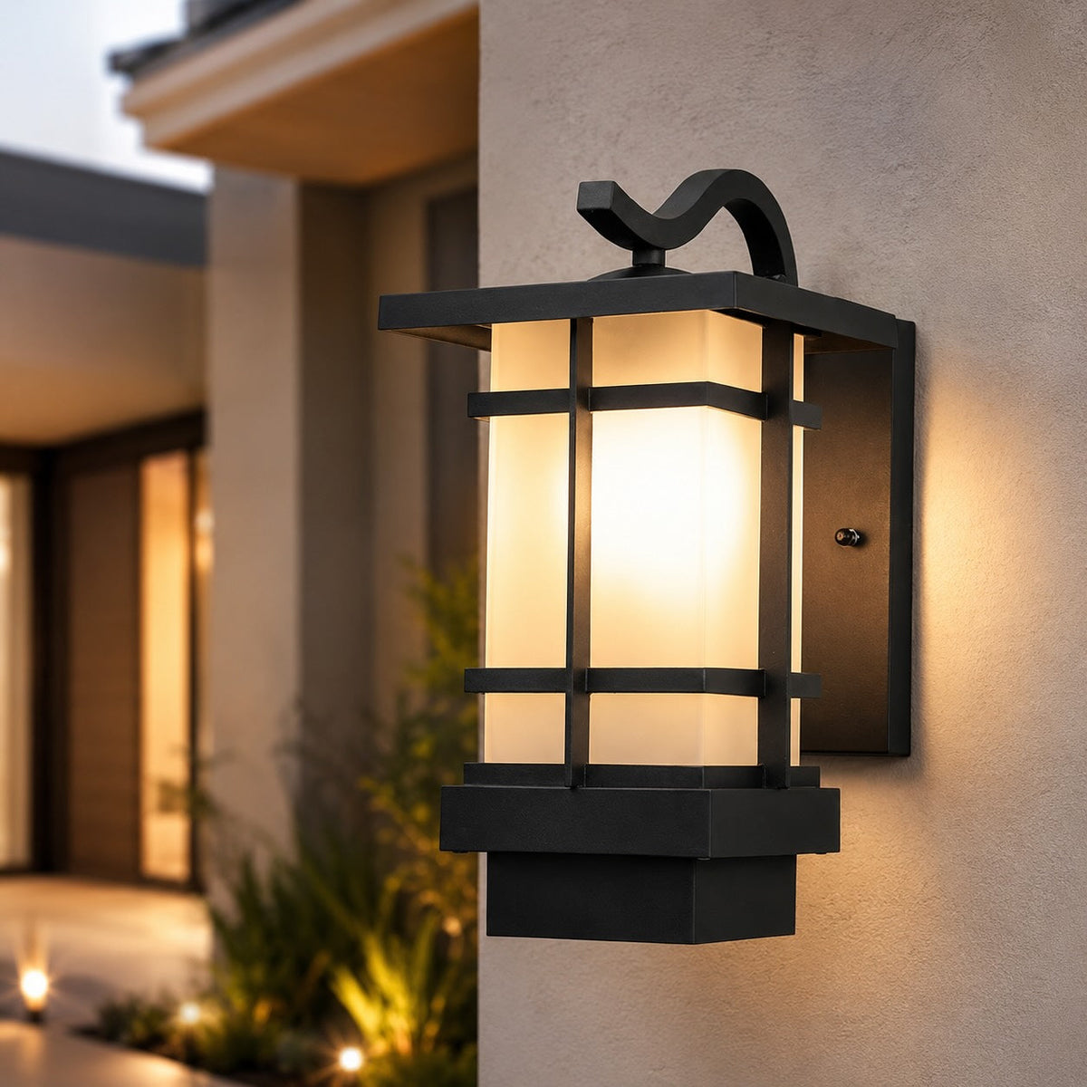 Felinar modern de exterior — suport reglabil, LED din aluminiu și sticlă mată, impermeabil IP65