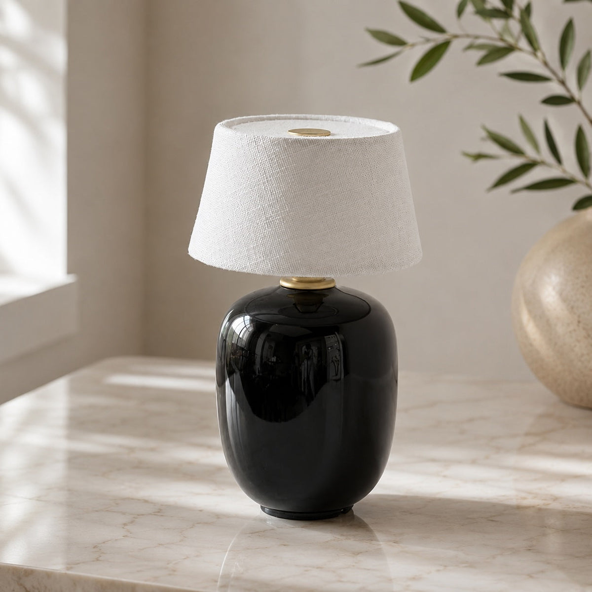 Lampe de table moderne en céramique – LED sans fil réglable, finition crème chaude et taupe sable