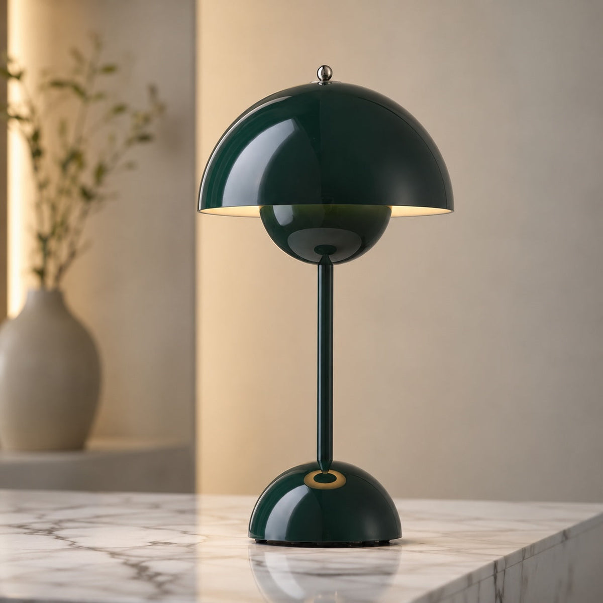 Verstellbare LED-Tischleuchte mit Keramiksockel – Tragbar, USB-betrieben, kompaktes Design