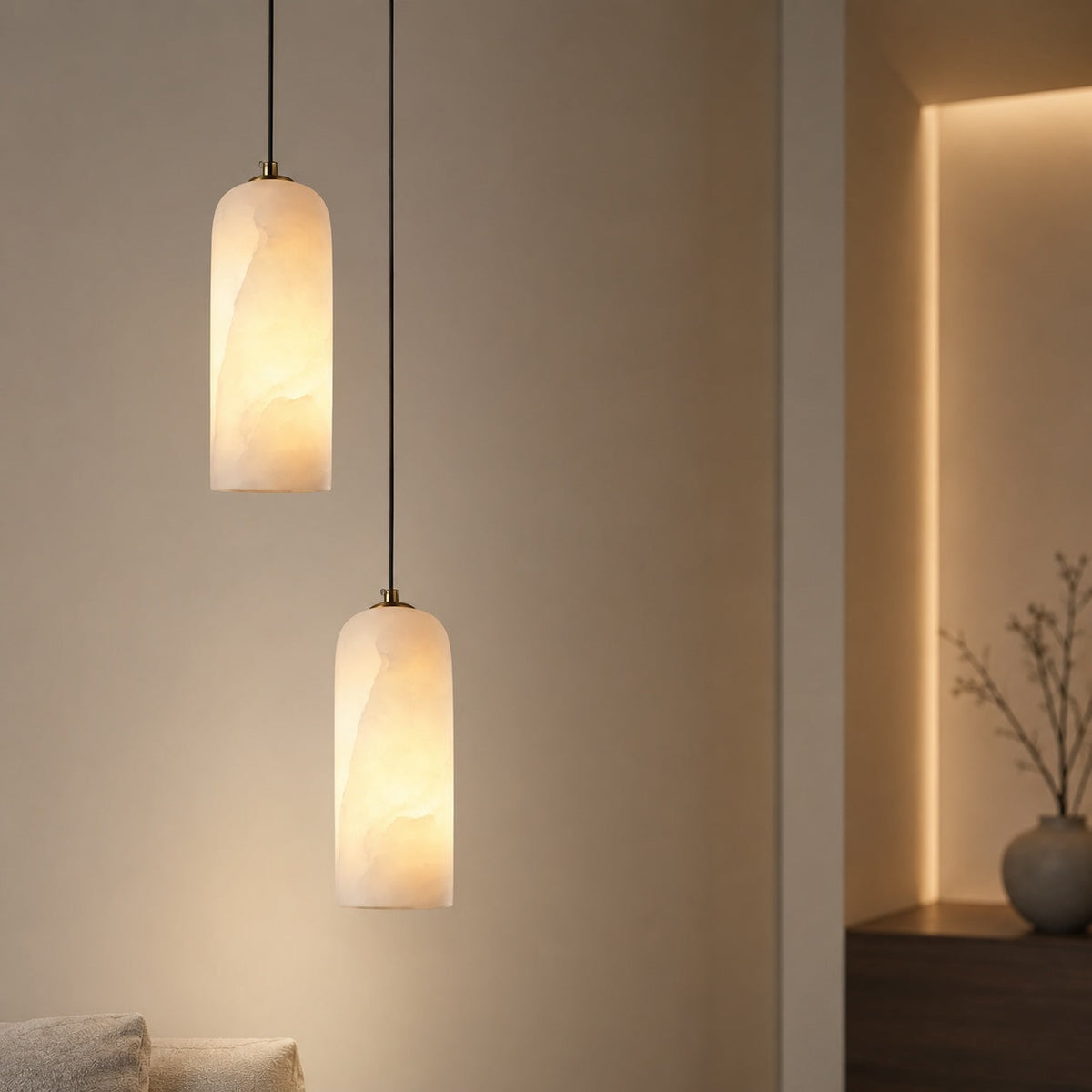 Moderne LED-pendel — alabasterlampeskærm, børstet kobber, minimalistisk stil