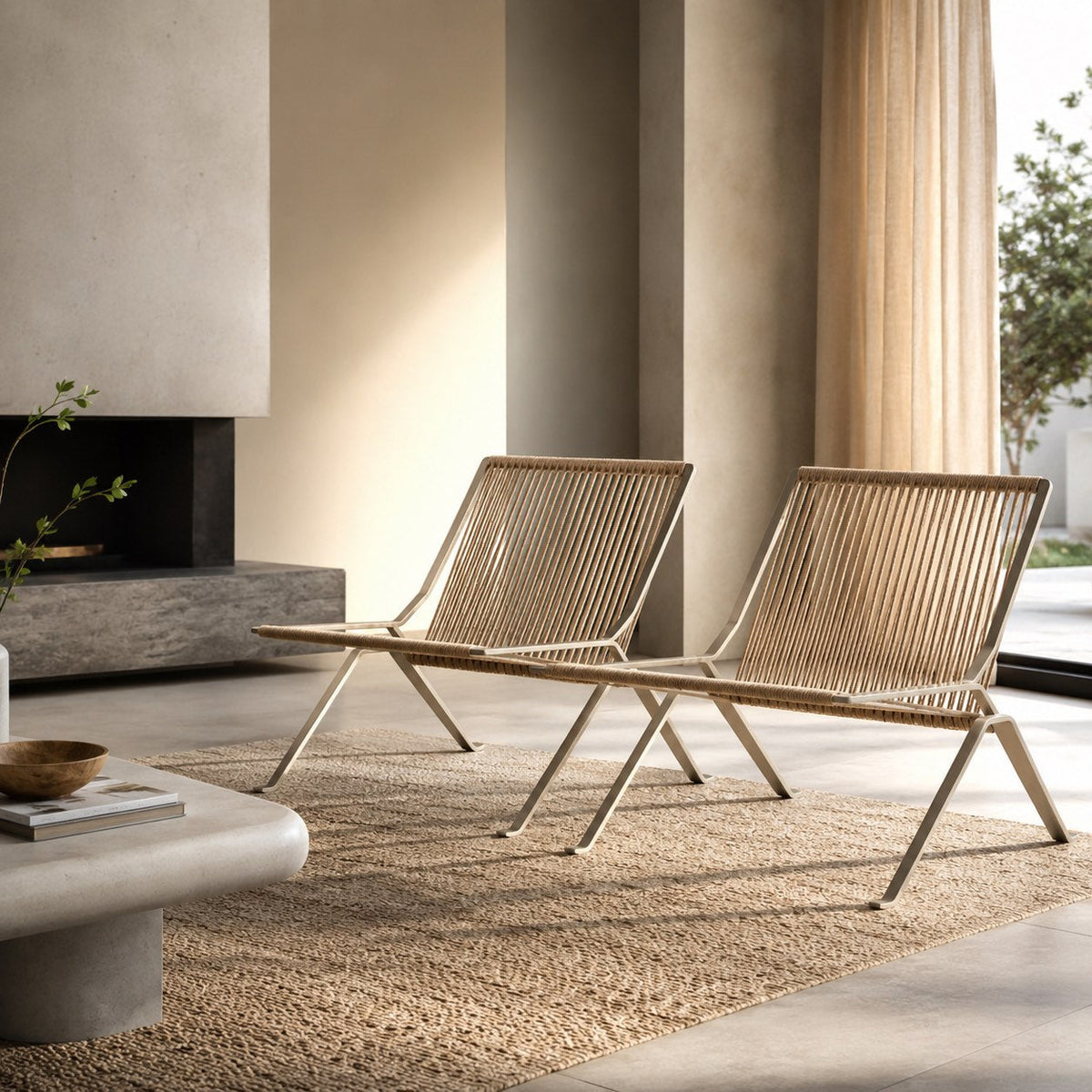 Sedia da relax moderna — struttura in acciaio inossidabile, seduta in corda intrecciata, schienale inclinato