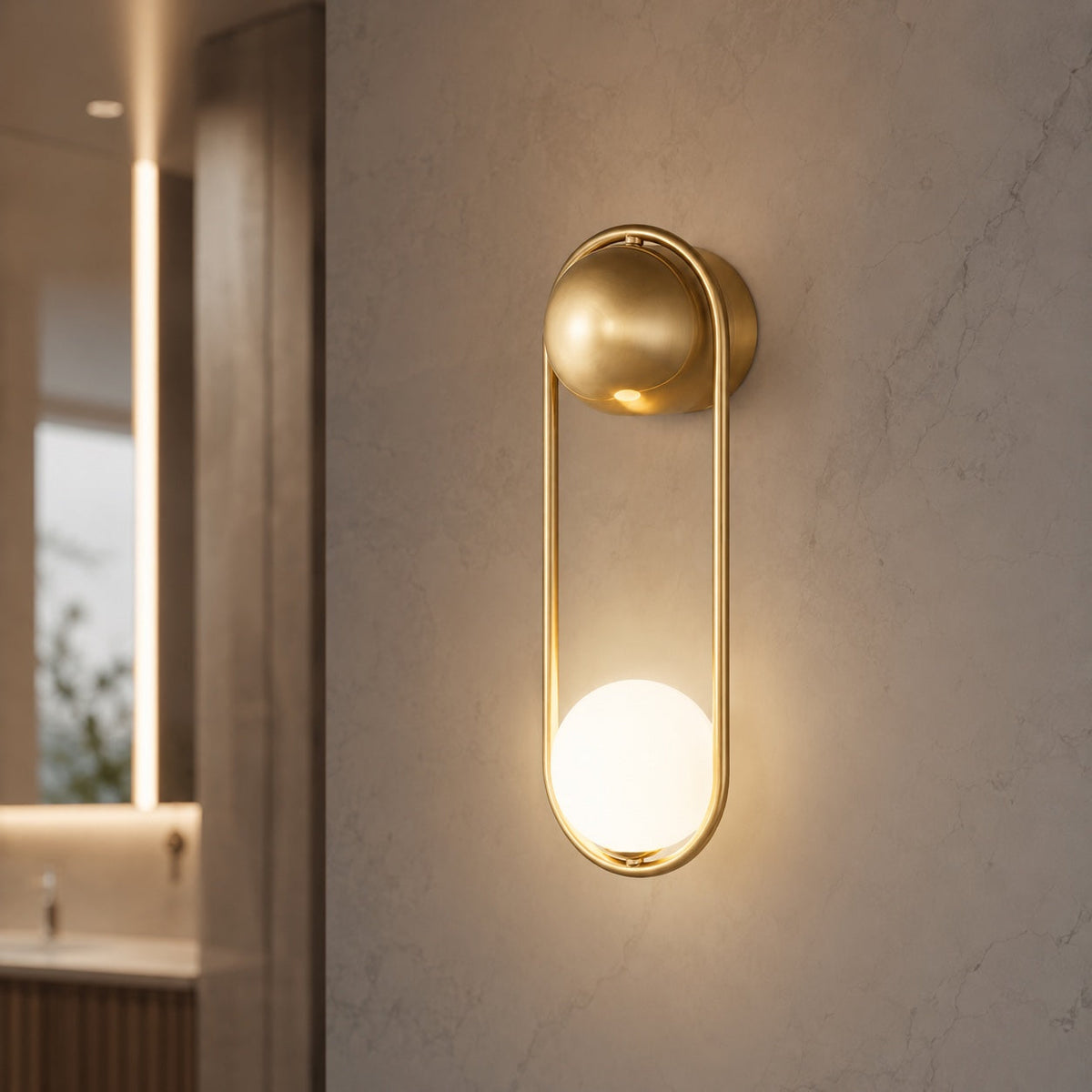 Modern vägglampa — mässing och glas, G9-sockel, 15 x 46 cm LED-armatur