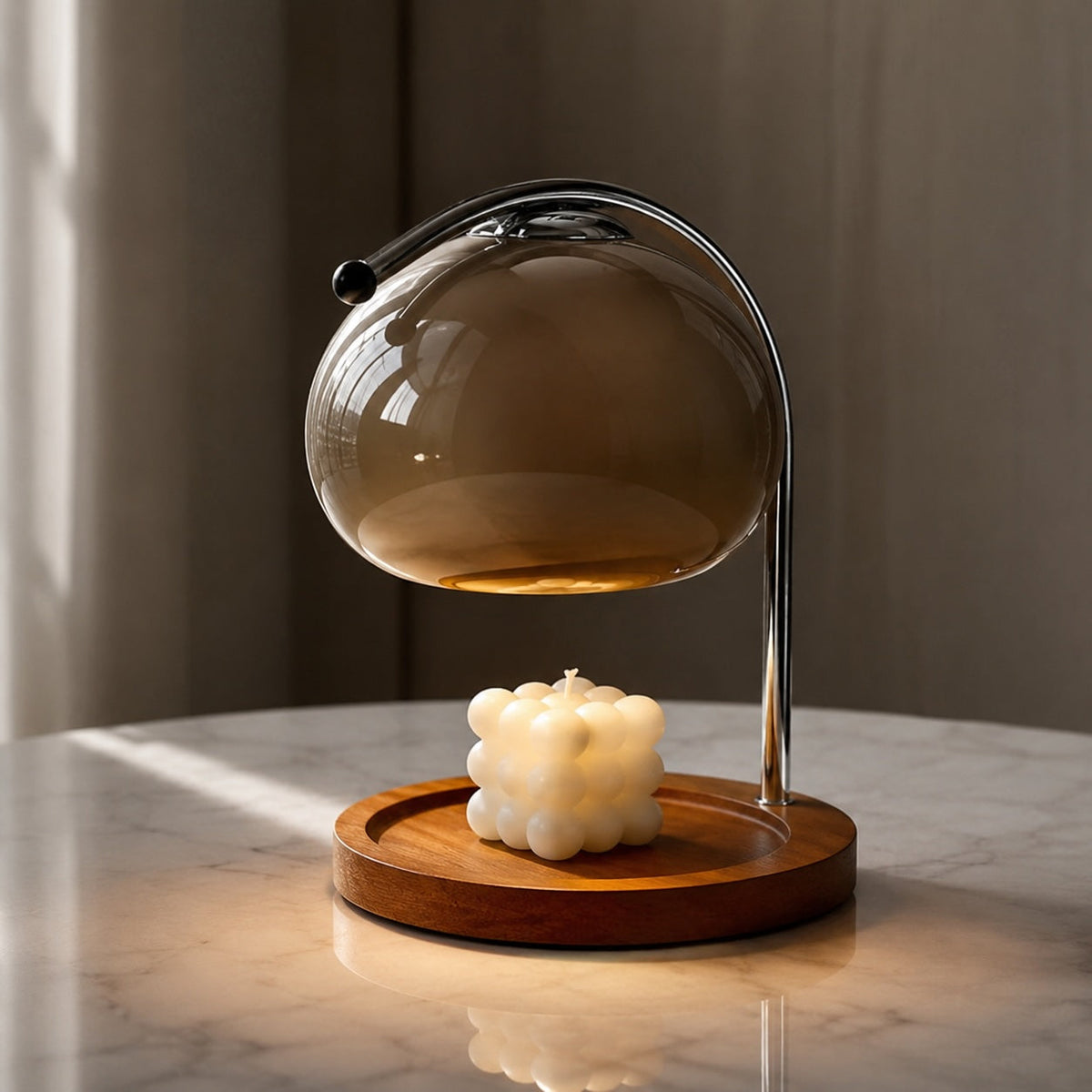 Lampada da tavolo moderna regolabile in vetro e metallo — altezza 30cm, illuminazione d'ambiente, scaldacandela