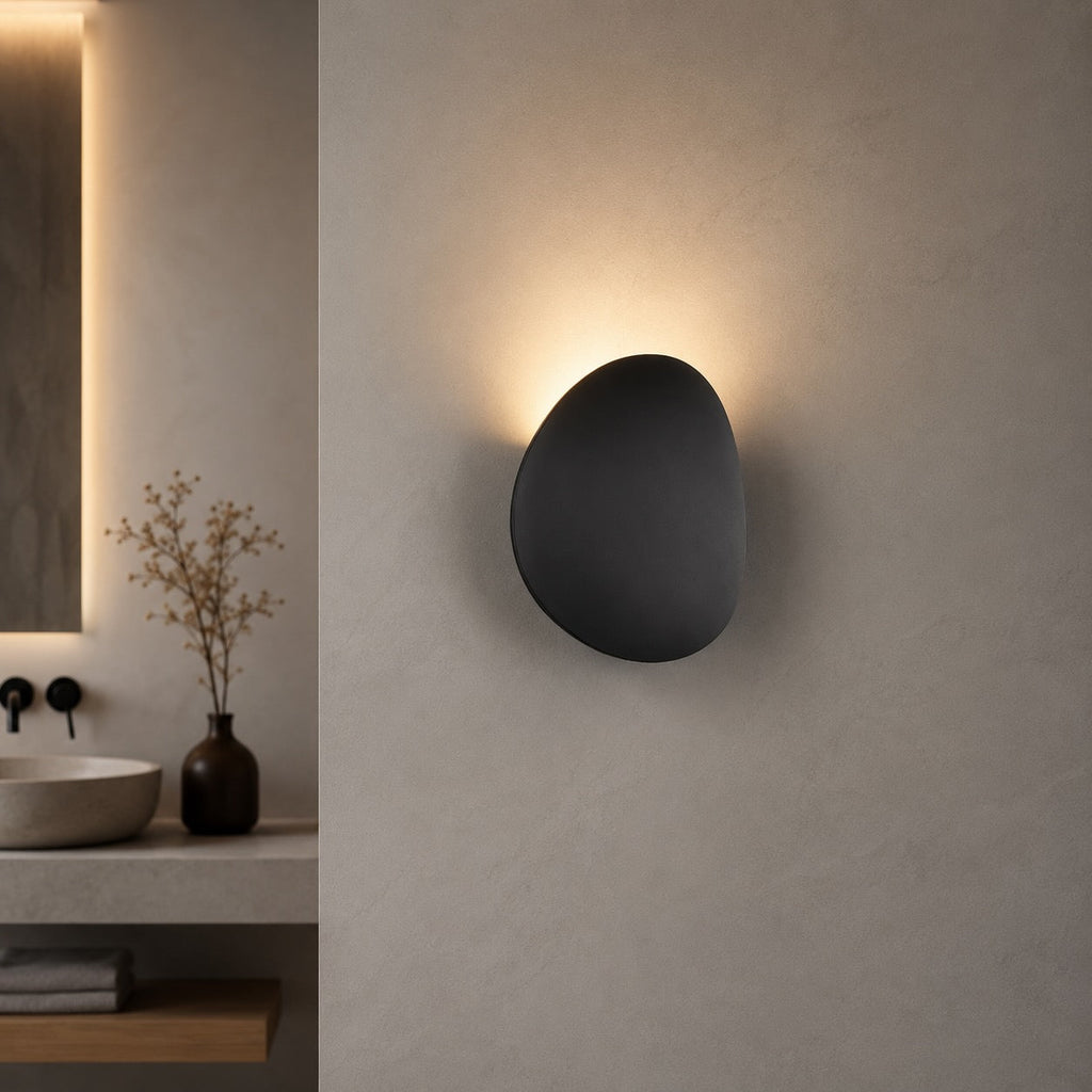 Modern Waterproof Outdoor Wall Light — 7W Integrated LED, Solid Aluminum Body