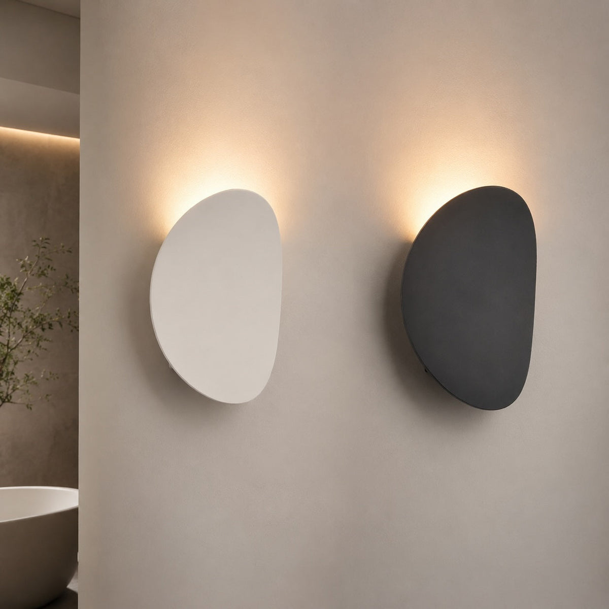 Modern Waterproof Outdoor Wall Light — 7W Integrated LED, Solid Aluminum Body