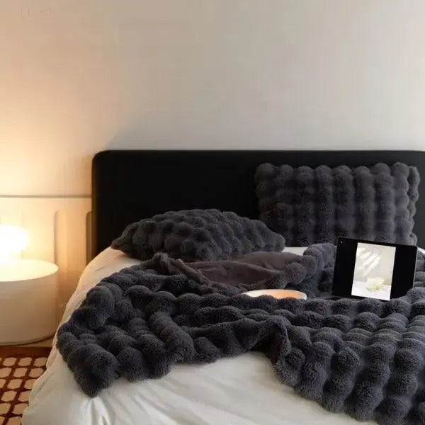 Fluff Bubble Plush Warming Blanket