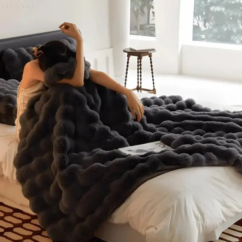 Fluff Bubble Plush Warming Blanket