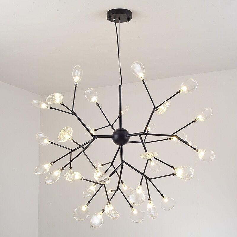LED-lysekrone med ildfluer til stuen | boxzora