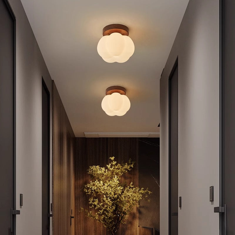 Moderne, energieffektiv loftslampe — slankt design