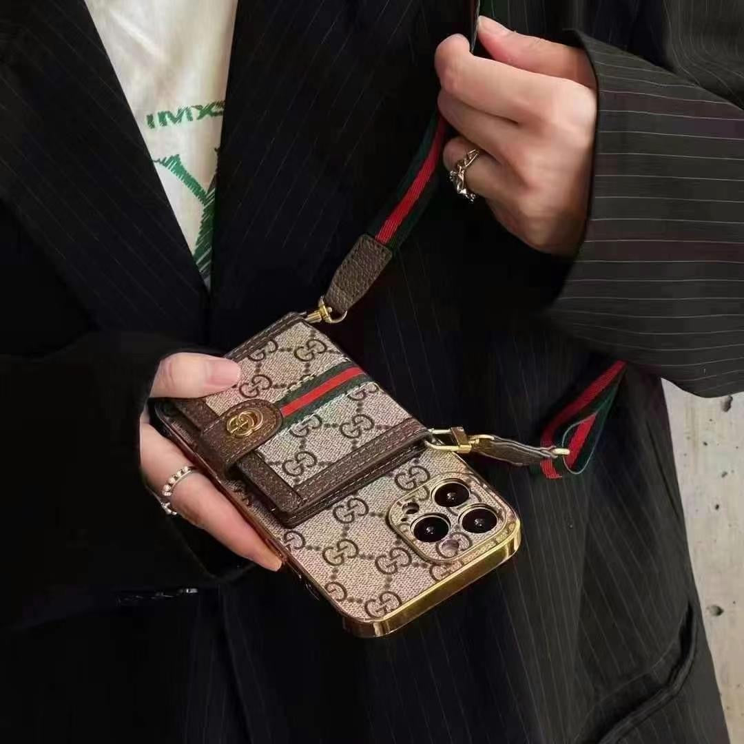 Capa Luxuosa para iPhone com Alça de Ombro — Estrutura Fina de Proteção, Proteção de Bordas Elevadas, Acabamento de Impressão Premium