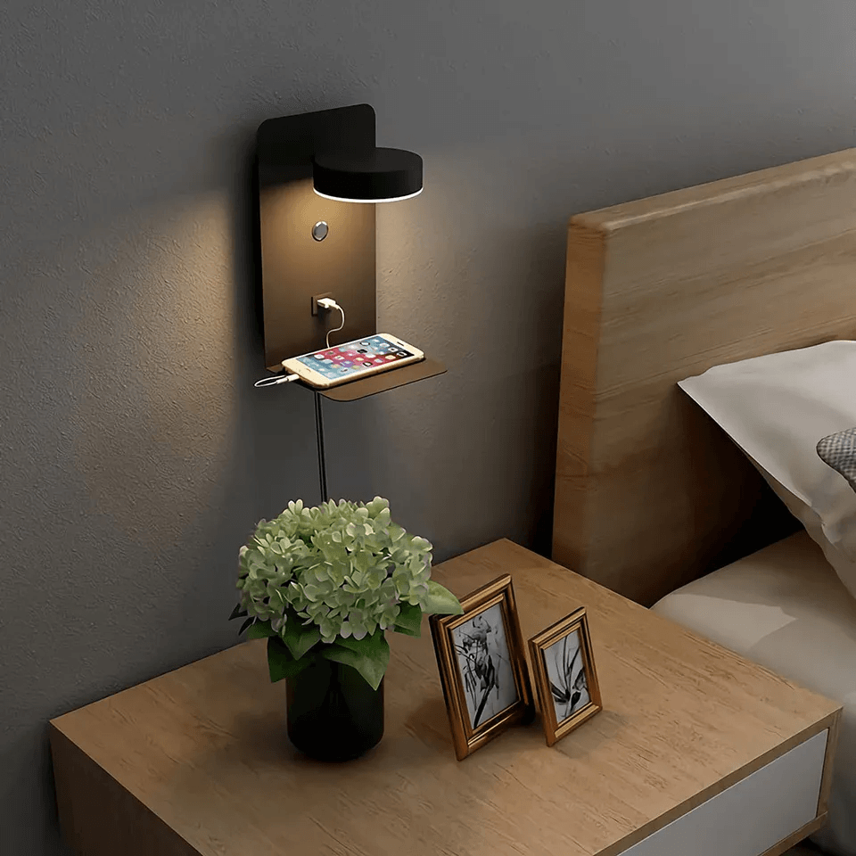 Lampada da scrivania a LED BrightSpot con rotazione a 330° – lampada notturna da parete con base di ricarica USB