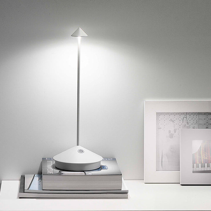 Vattentät dimbar bordslampa — trådlös uppladdningsbar design, 2025 års modell